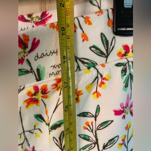 Lands End Serious Sweats Shorts Womans XL Floral Pockets Lounge Wear - Picture 6 of 8